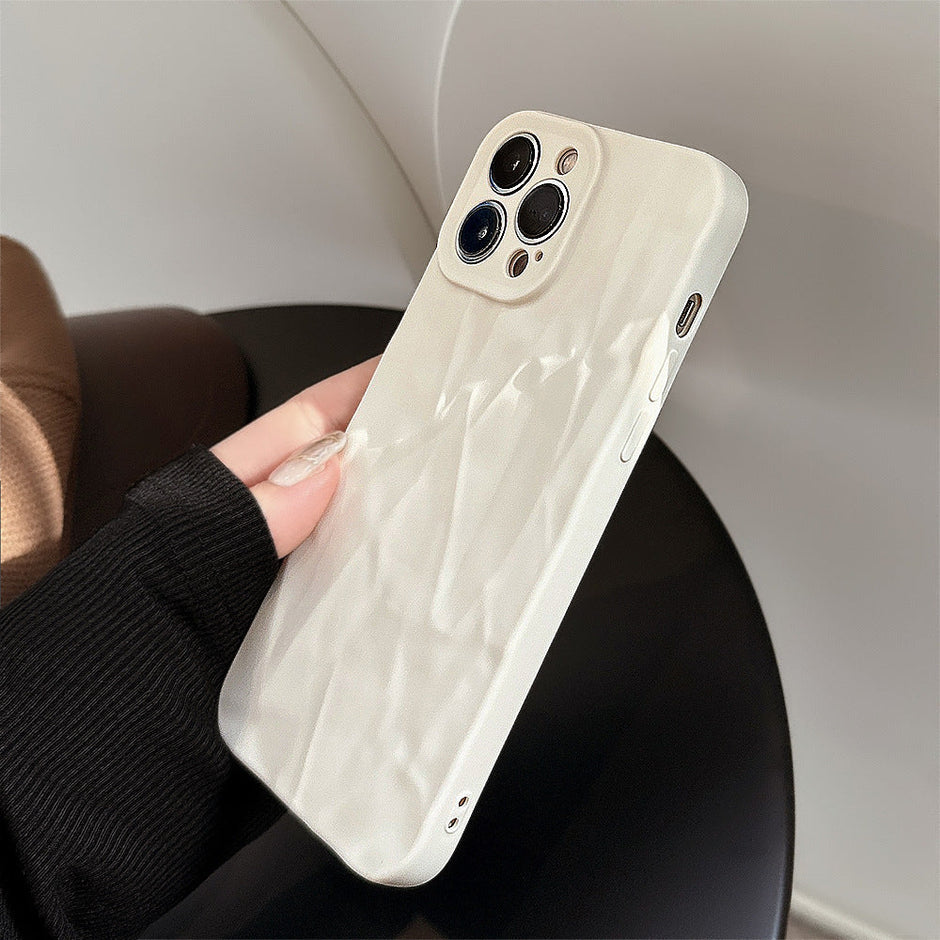 Coque souple en TPU plissée mate pour iPhone 